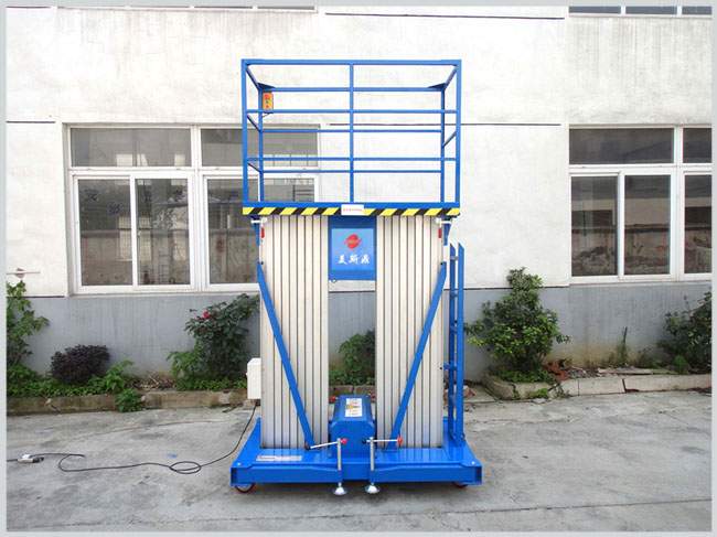 全自行式升降機(jī)|四輪移動(dòng)升降平臺(tái)優(yōu)缺點(diǎn)